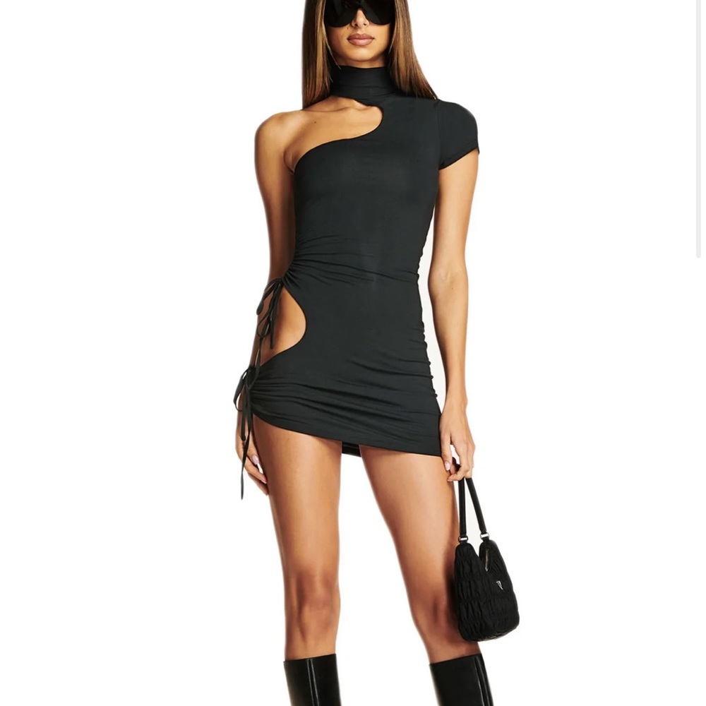 Black Lara I Am Gia Dress
